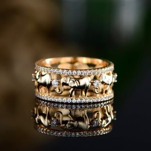Elephant Ring /  Band